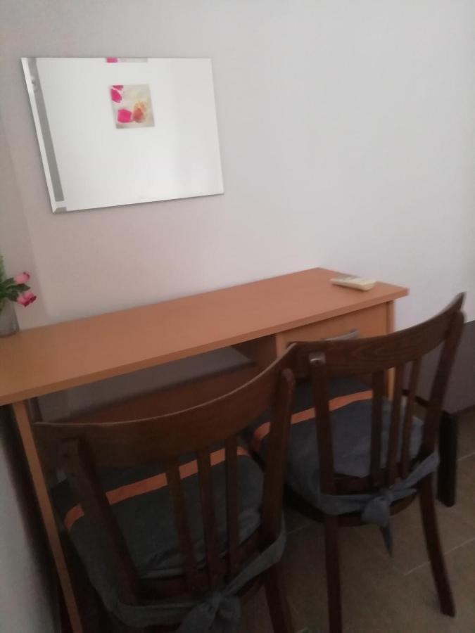 Apartman Radosic Хвар Екстериор снимка